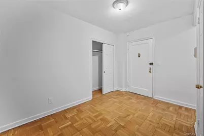 140 E Hartsdale Avenue #1L, Hartsdale, NY 10530 - Photo 2