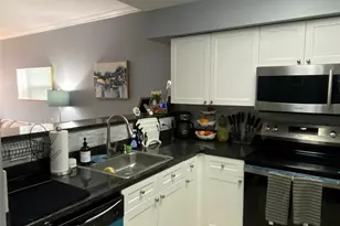 300 Mamaroneck Ave, White Plains, NY 10605 - Photo 8