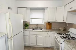 2832 Harding Ave, Bronx, NY 10465 - Photo 6