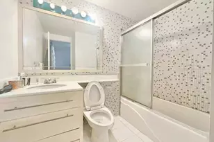 132-03 Sanford Ave, Flushing, NY 11355 - Photo 4