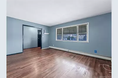 22 Mason Street, Hempstead, NY 11550 - Photo 8