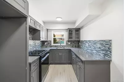 113 Woodland Avenue #A, New Rochelle, NY 10805 - Photo 8