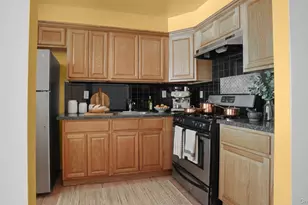 2939 Colden Ave, Bronx, NY 10469 - Photo 2