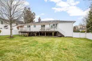 20 Steuben Dr, Oyster Bay, NY 11753 - Photo 22