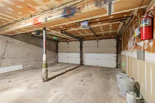 20 Steuben Dr, Oyster Bay, NY 11753 - Photo 20