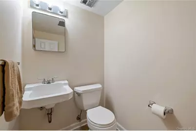 20 Steuben Drive, Oyster Bay, NY 11753 - Photo 20