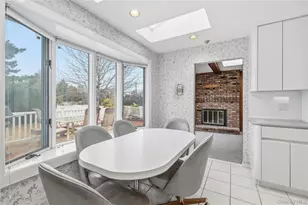 20 Steuben Dr, Oyster Bay, NY 11753 - Photo 10