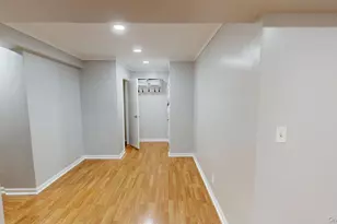 678 Warburton, Yonkers, NY 10701 - Photo 4