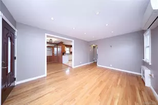 138 Ormonde Blvd, Valley Stream, NY 11580 - Photo 6