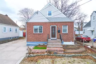 138 Ormonde Blvd, Valley Stream, NY 11580 - Photo 1