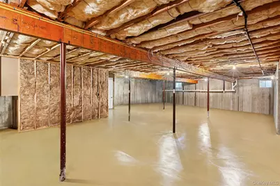 9 Sipala Court, Manorville, NY 11949 - Photo 14