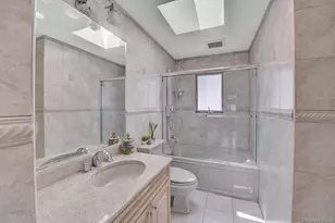 82-20 250th St, Bellerose, NY 11426 - Photo 20