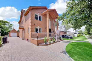 82-20 250th St, Bellerose, NY 11426 - Photo 4