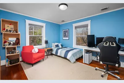 443 Highbrook Avenue, Pelham, NY 10803 - Photo 24