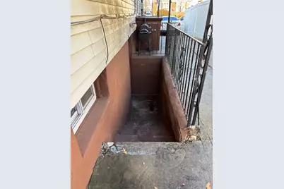 146-15 221st Street, Springfield Gardens, NY 11413 - Photo 38