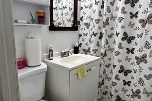 146-15 221st St, Springfield Gardens, NY 11413 - Photo 14