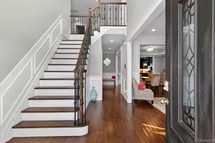 805 Pine Pl, Bellmore, NY 11710 - Photo 2