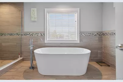 805 Pine Place, Bellmore, NY 11710 - Photo 20