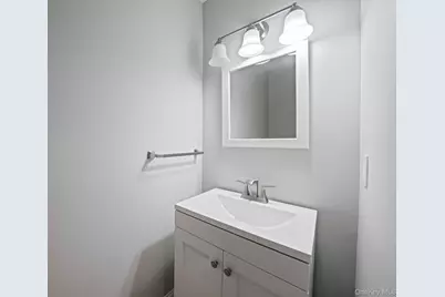 30 Lakeview Drive, Mastic Beach, NY 11951 - Photo 16