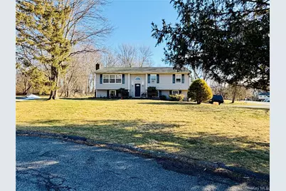 110 Wayacross Road, Mahopac, NY 10541 - Photo 2