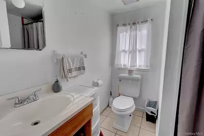 87 Vail Avenue, Riverhead, NY 11901 - Photo 24