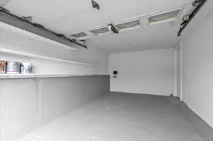 513 Dee Ct, East Meadow, NY 11554 - Photo 22