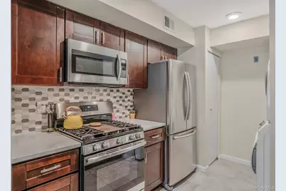 220 Storm Drive, Holtsville, NY 11742 - Photo 16