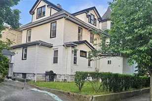 151-01 85th Dr, Jamaica, NY 11432 - Photo 6