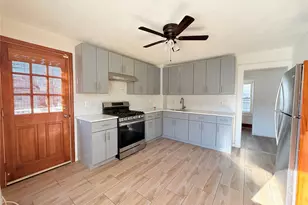 206 Cherry Ln, Floral Park, NY 11001 - Photo 4