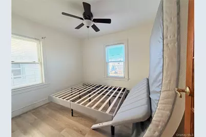 206 Cherry Lane #2nd Fl, Floral Park, NY 11001 - Photo 6