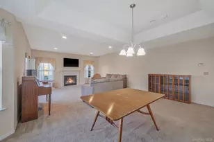 554 Mirror Pond Ct, Moriches, NY 11955 - Photo 10