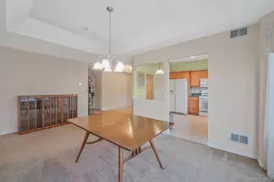 554 Mirror Pond Ct, Moriches, NY 11955 - Photo 12