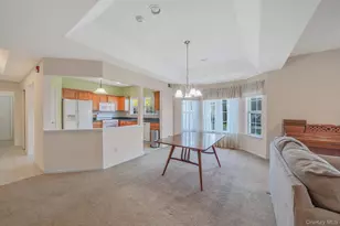 554 Mirror Pond Ct, Moriches, NY 11955 - Photo 12