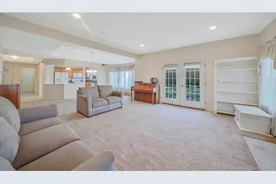 554 Mirror Pond Court, Moriches, NY 11955 - Photo 6