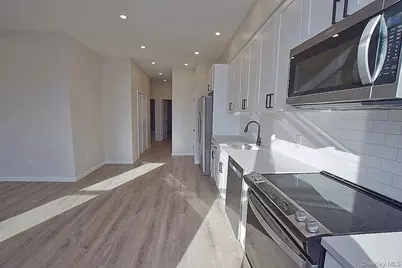 39-31 47th Avenue, Sunnyside, NY 11104 - Photo 16