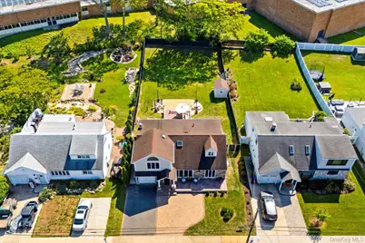 222 Chance Drive, Oceanside, NY 11572 - Photo 10