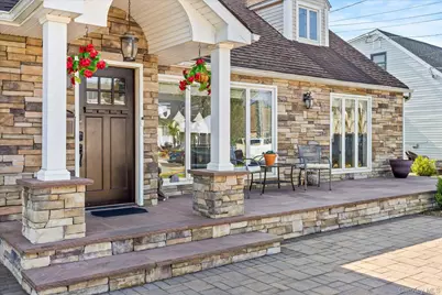 222 Chance Drive, Oceanside, NY 11572 - Photo 4