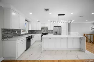 1 Saratoga St, Long Beach, NY 11561 - Photo 10