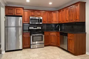 115 Connetquot Ave, Brookhaven, NY 11730 - Photo 2