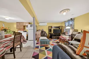 138-16 230th St, Springfield Gardens, NY 11413 - Photo 42