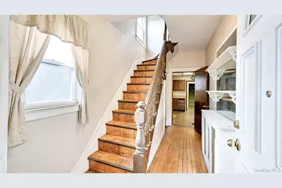 44 Rockdale Avenue, New Rochelle, NY 10801 - Photo 4