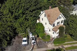 44 Rockdale Ave, New Rochelle, NY 10801 - Photo 2