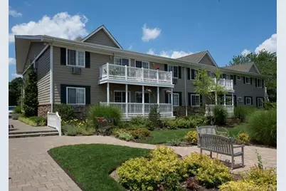 9 Willowbrook Road #7C, Bay Shore, NY 11706 - Photo 1