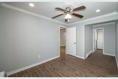 9 Willowbrook Road #7C, Bay Shore, NY 11706 - Photo 6