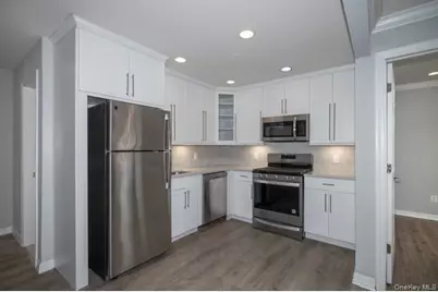 9 Willowbrook Road #7C, Bay Shore, NY 11706 - Photo 4