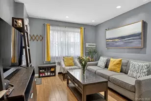 252-23 63rd Ave, Little Neck, NY 11362 - Photo 4