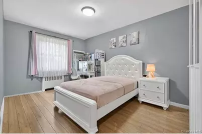 252-23 63rd Avenue #1081, Little Neck, NY 11362 - Photo 12