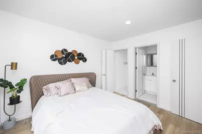 70-40 45th Avenue #2j, Woodside, NY 11377 - Photo 4