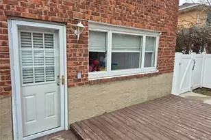 979 Mark Dr, North Bellmore, NY 11710 - Photo 4