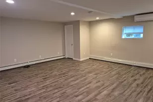 979 Mark Dr, North Bellmore, NY 11710 - Photo 12